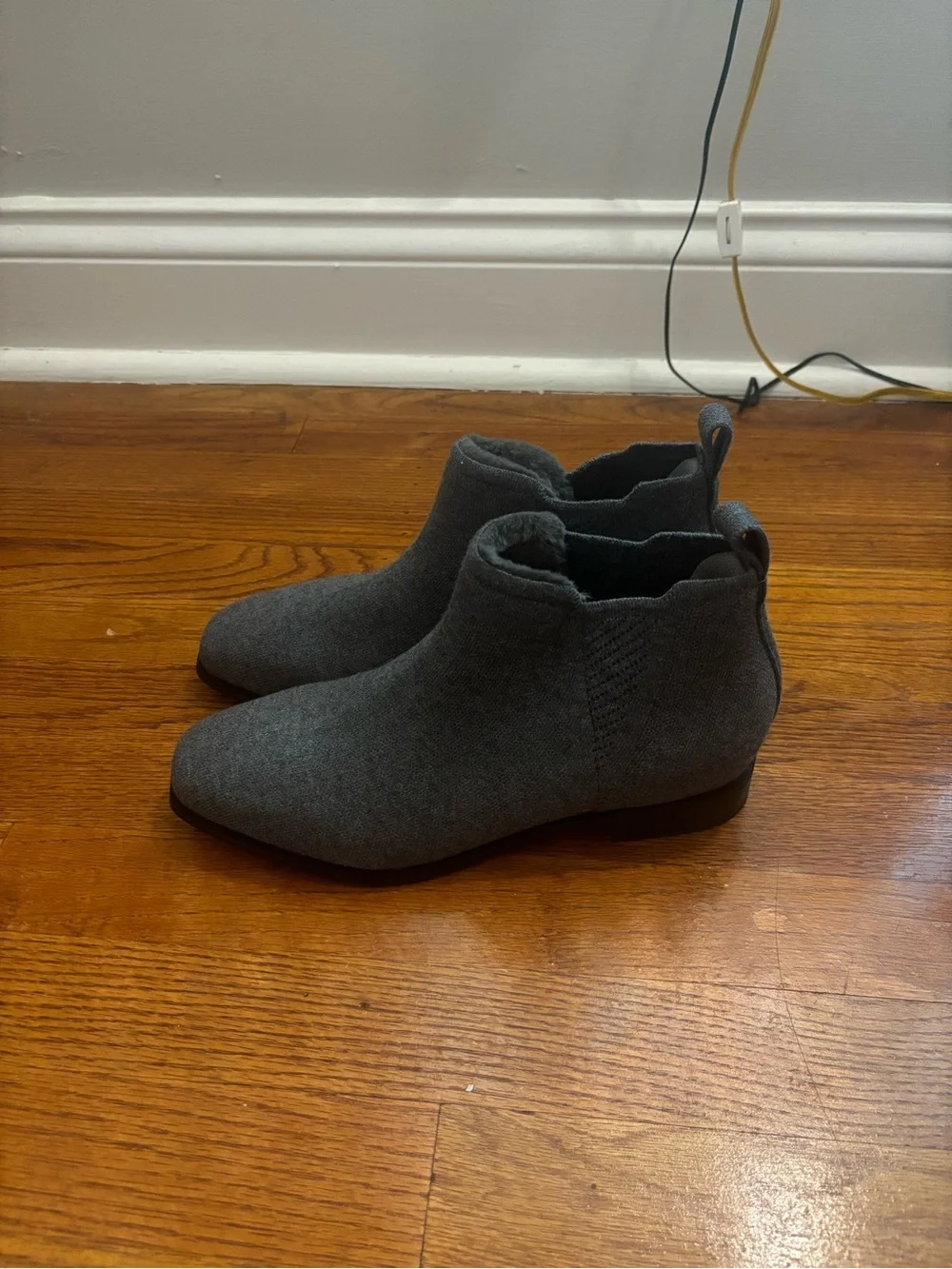 Vivaia Ryan Ankle Boots Booties US 8.5 EU 39.5 Gray Winter Edition Fur Inside